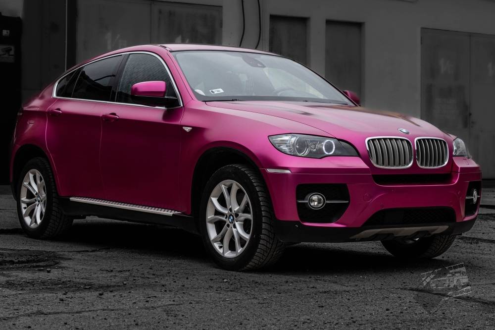 autó fóliázás BMW X6 Teckwrap CM01 Matt Black Csepel jobb első nézet galéria kép