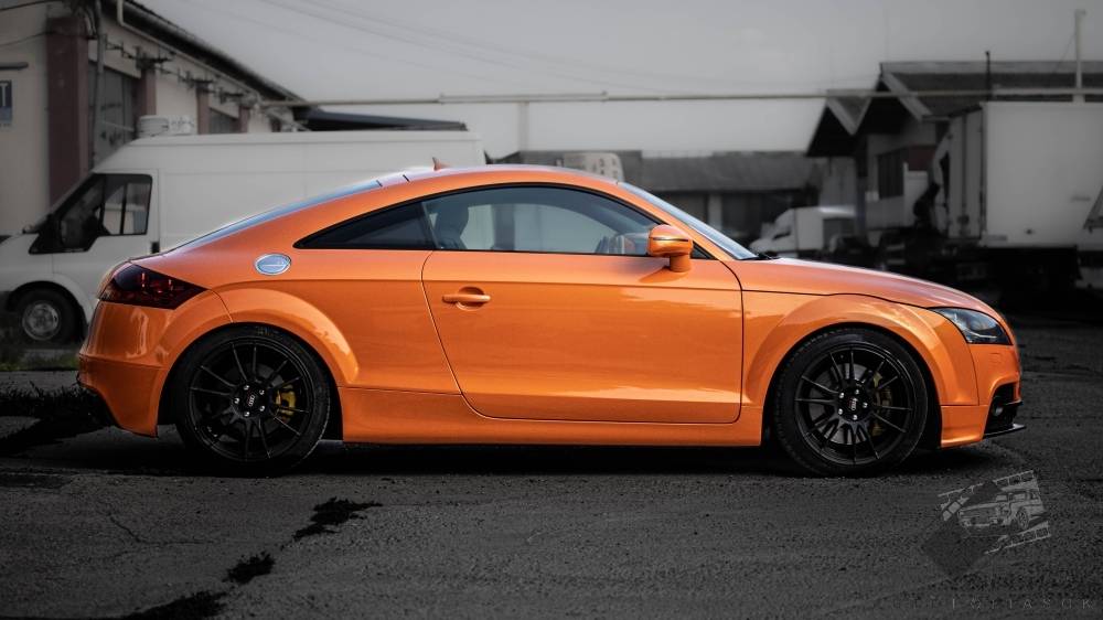 autófóliázás Audi TT Coupe Teckwrap RB19-HD Deep orange Budapest jobb nézet galéria kép