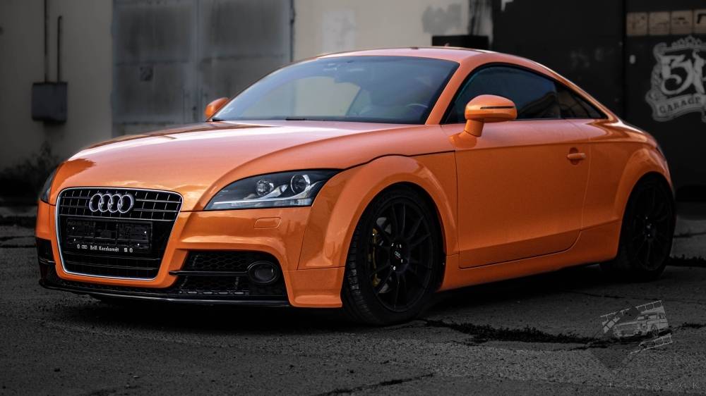 karosszéria fóliázás Audi TT Coupe Teckwrap RB19-HD Deep orange Csepel bal első nézet galéria kép