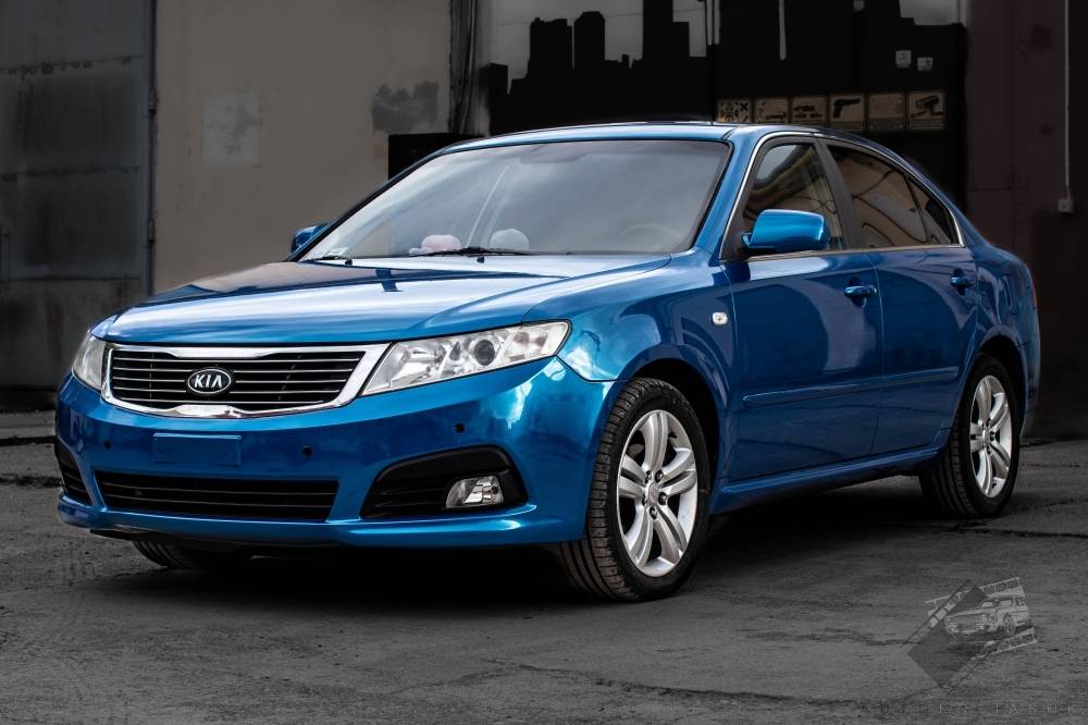karosszéria fóliázás Kia Magentis Teckwrap RB17 Cerulean Blue Csepel bal első nézet galéria kép