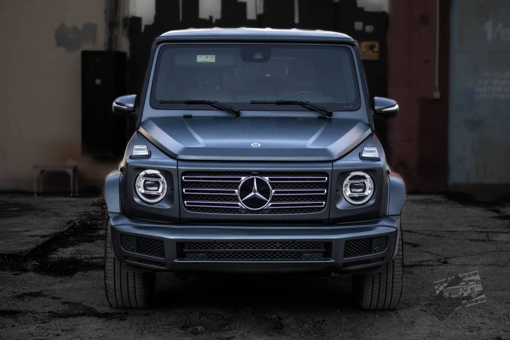 karosszériafóliázás Mercedes G Class APA CW/R89.19X Matte Metal GUNMETAL GREY Csepel első nézet galéria kép